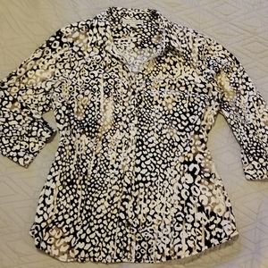 Dana Buchman Button Down V-Neck Top, Size L
